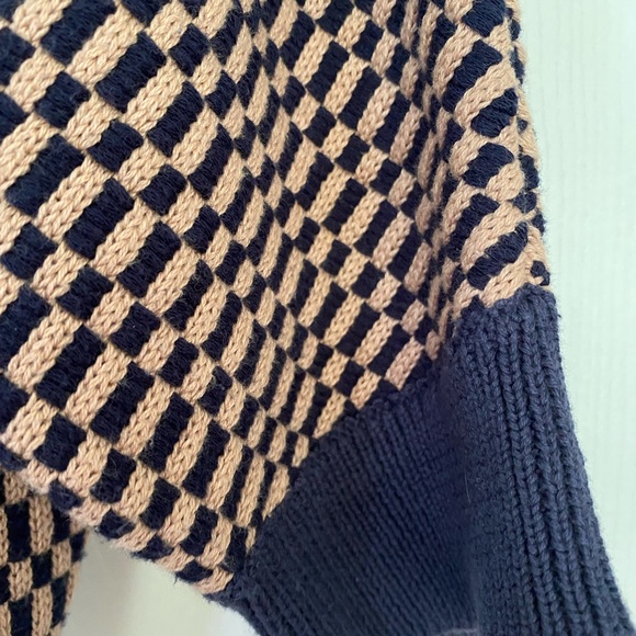 Anthropologie Sweater - Picture 2 of 4